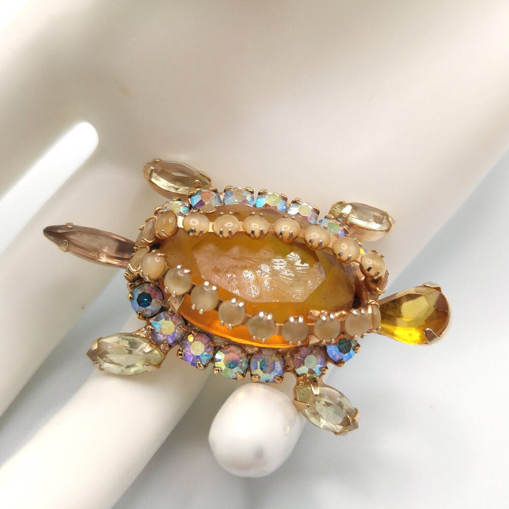 Turtle Brooch, Juliana Style Open Back Rhinestones, Gold Plated, 1960s Vintage